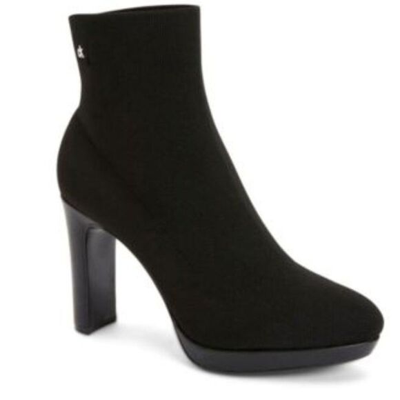 Calvin Klein Women's Patrisha Boot Bootie Black 8 NWT - Picture 1 of 2